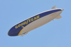 Zeppelin NT über Pfullingen